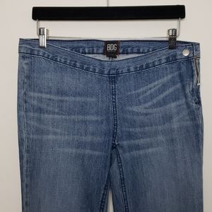 [NEW] BDG Blue Urban Outfitter Flare/Wideleg Jeans Size 27